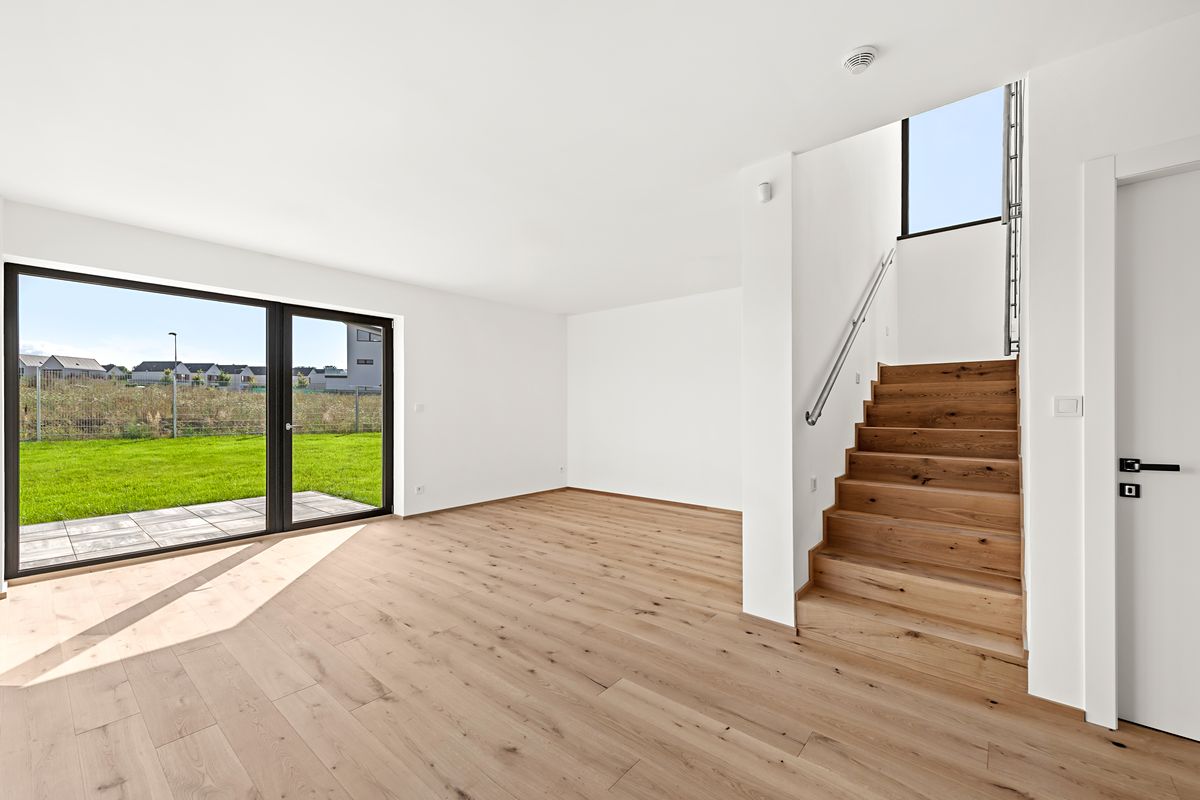 Prodej rodinného domu 183 m², pozemek 492 m² – fotografie 5