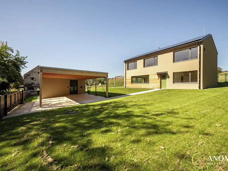 Prodej rodinného domu 157 m², pozemek 1062 m², Chocerady – náhled fotky 1