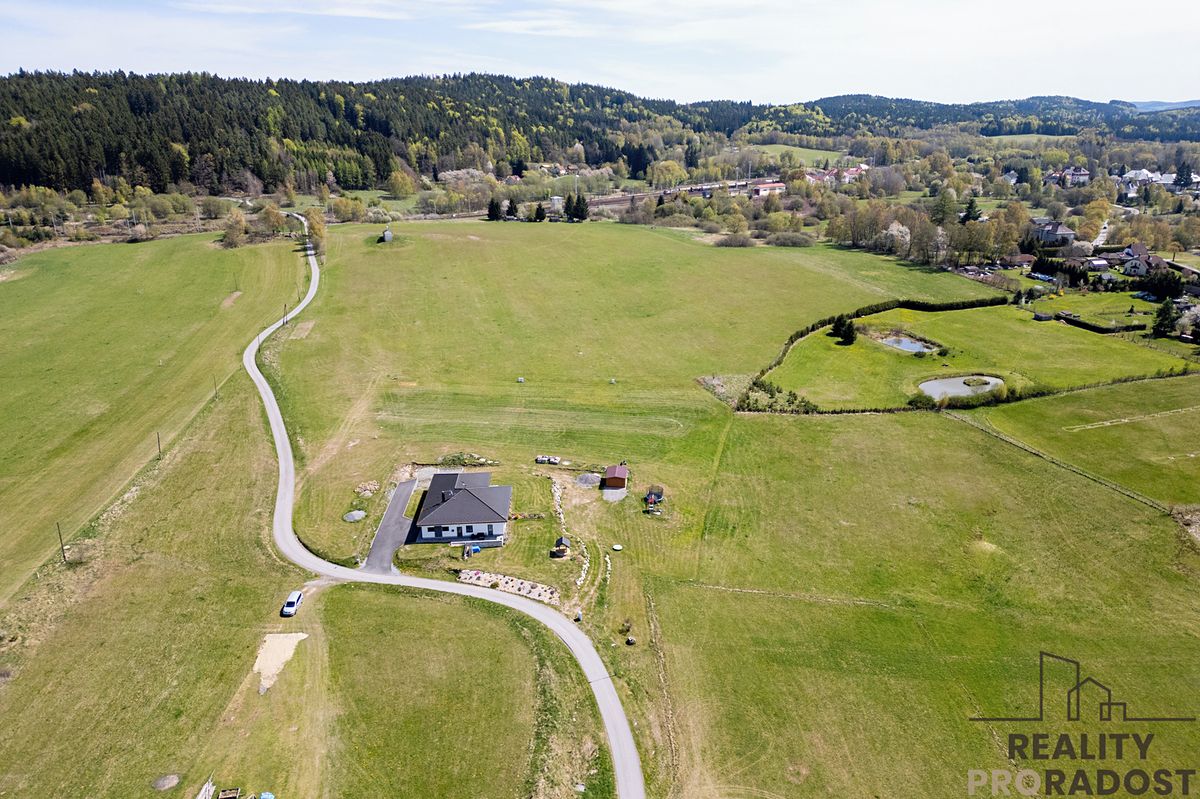 Prodej stavebního pozemku 1522 m², Horní Dvořiště – fotka 1 z 3