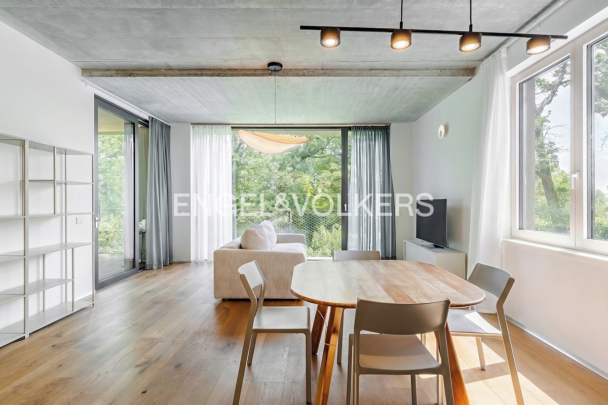 Pronájem bytu 4+kk 155 m²