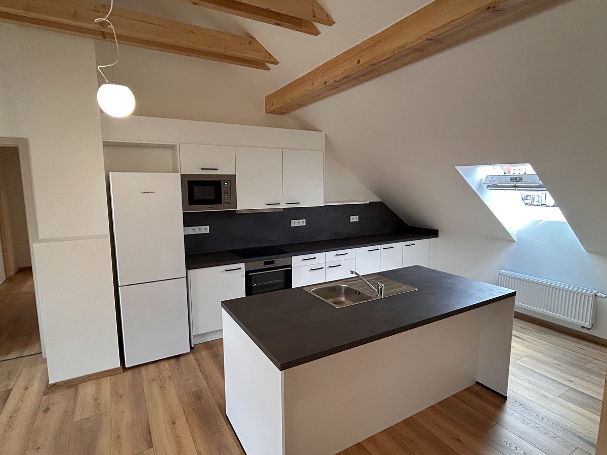 Pronájem bytu 3+kk 106 m² – fotografie 4