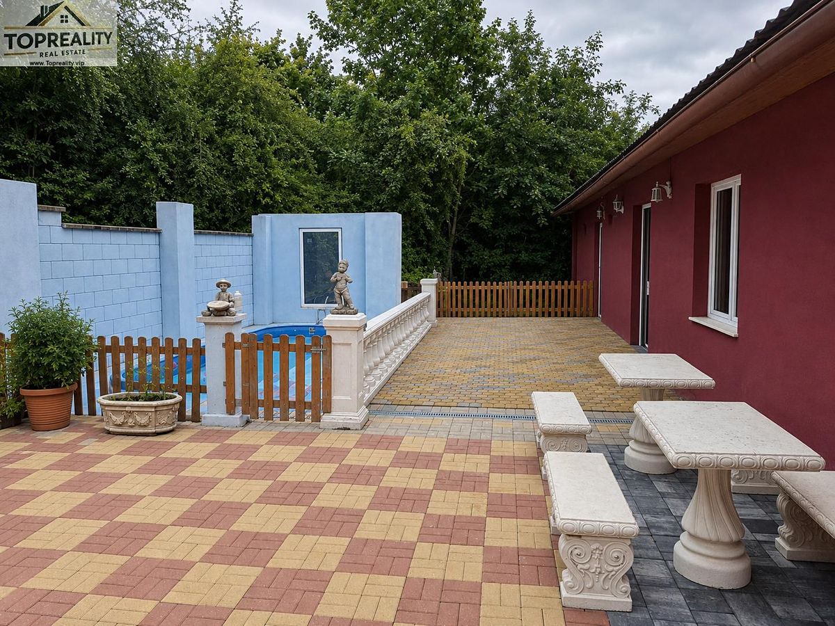 Prodej vícegeneračního domu 258 m², pozemek 516 m² – fotografie 3