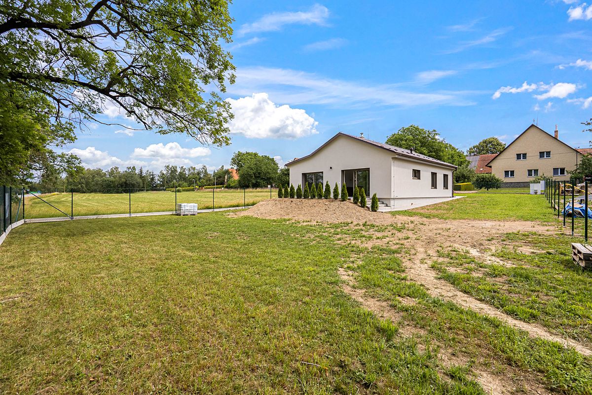 Prodej rodinného domu 95 m², pozemek 800 m² – fotografie 4