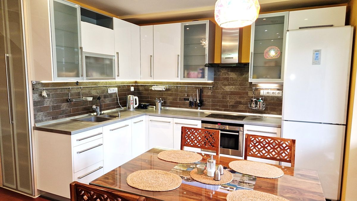 Pronájem bytu 4+kk 151 m² – fotografie 2