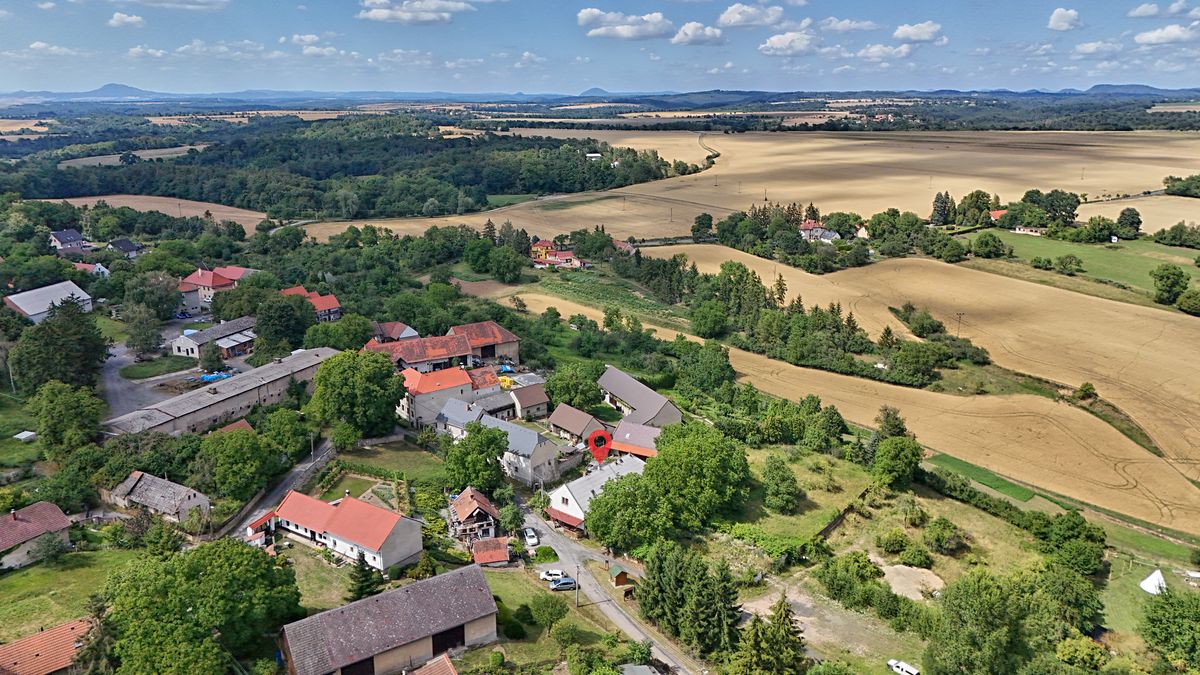 Prodej rodinného domu 329 m², pozemek 502 m² – fotografie 4