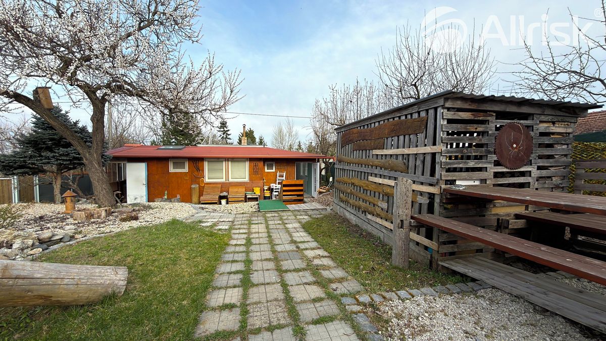 Prodej zahrady 1594 m², Břeclav – fotka 1 z 3
