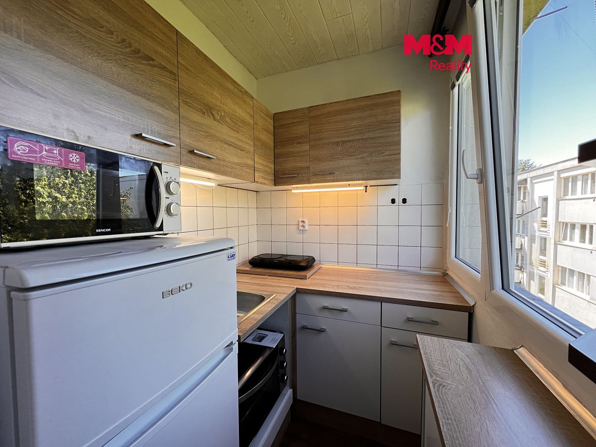 Pronájem bytu 1+kk 28 m²
