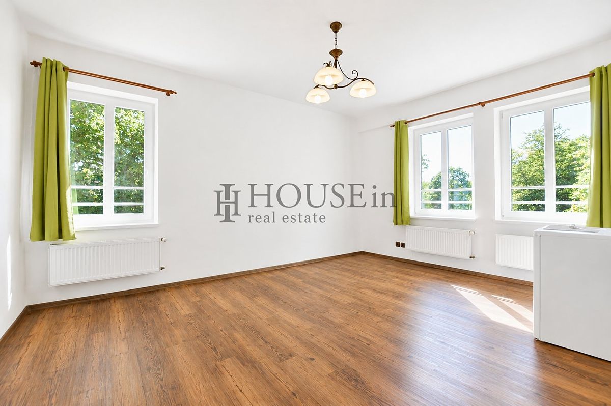 Pronájem bytu 1+kk 27 m²