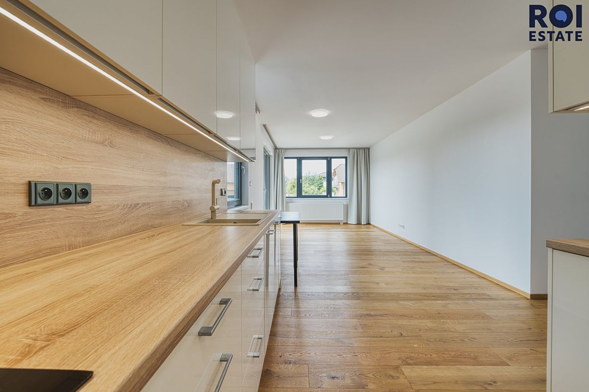Pronájem bytu 3+kk 88 m²