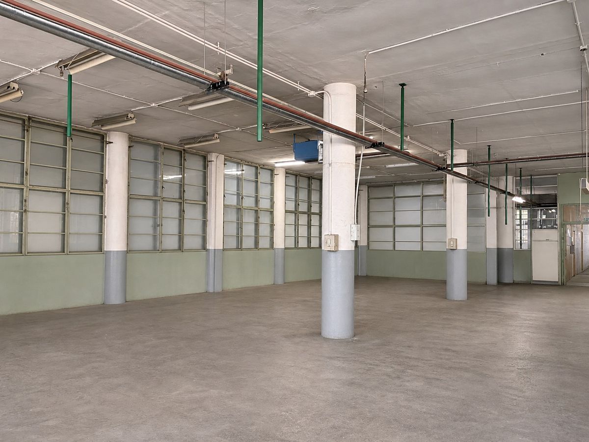 Pronájem skladového prostoru 200 m² – fotografie 3