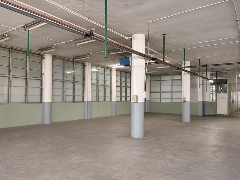 Pronájem skladového prostoru 200 m², Zlín – náhled fotky 3