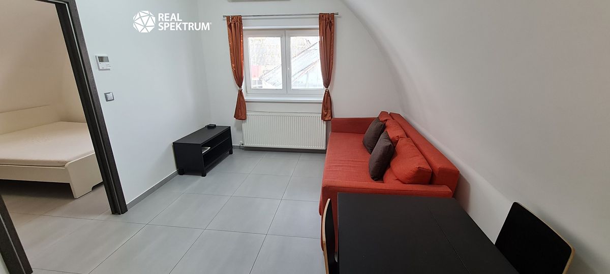 Pronájem bytu 2+kk 41 m²