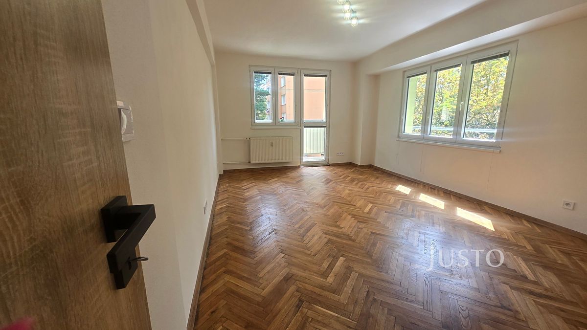 Pronájem bytu 2+1 54 m² – fotografie 2