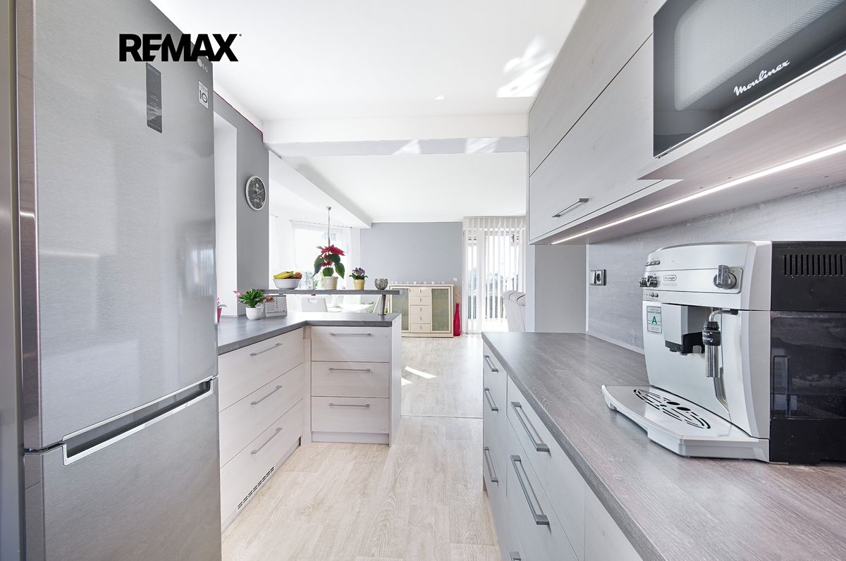Prodej rodinného domu 172 m², pozemek 736 m² – fotografie 5