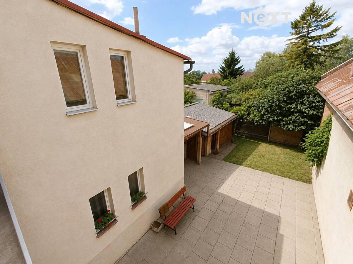 Prodej rodinného domu 180 m², pozemek 836 m² – fotografie 4