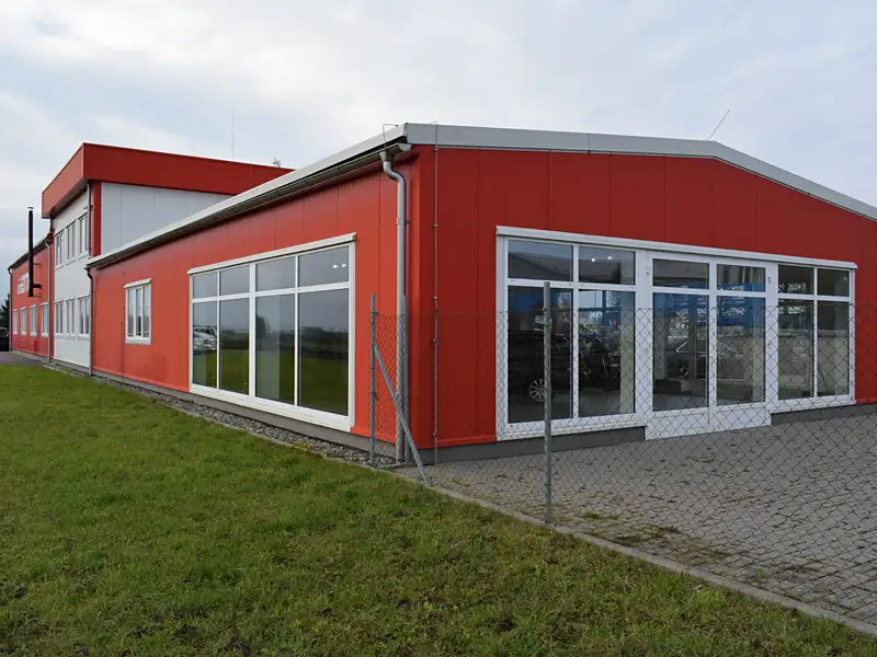 Prodej obchodního prostoru 527 m², Holešov – náhled fotky 2