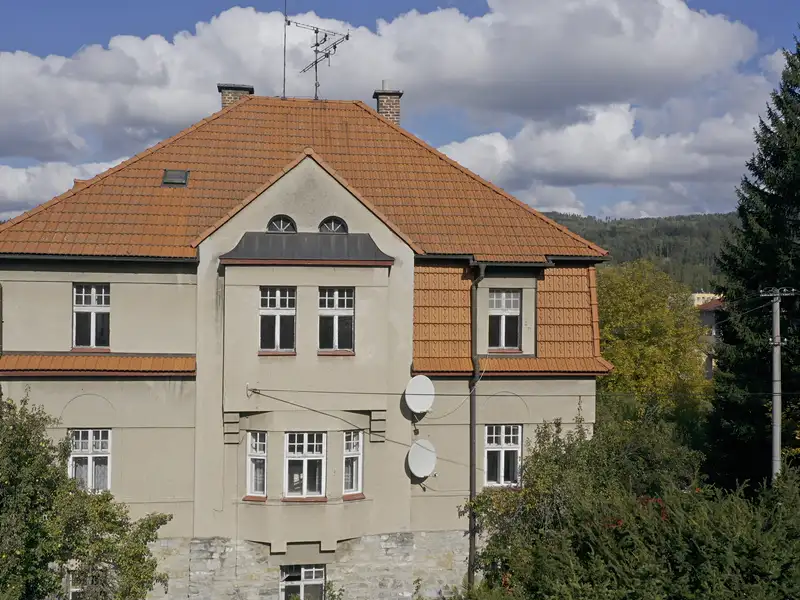 Prodej vily 410 m², pozemek 1204 m², Železný Brod – náhled fotky 3