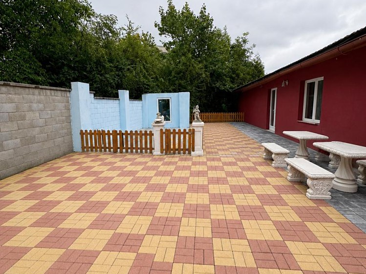 Haus zum Kauf, 258 m² (4 von 7)