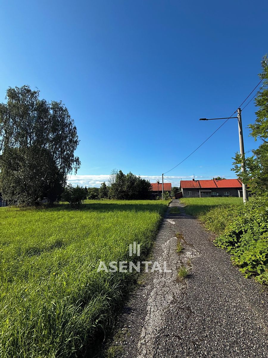Prodej komerčního pozemku 1579 m² – fotografie 2