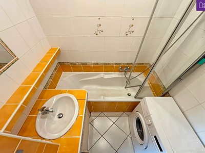 Prodej bytu 3+1, 56 m² (2 z 11)