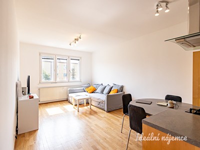 Pronájem bytu 3+kk 56 m²