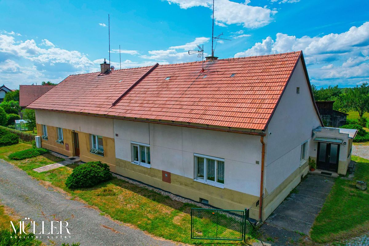 Prodej rodinného domu 100 m², pozemek 498 m²