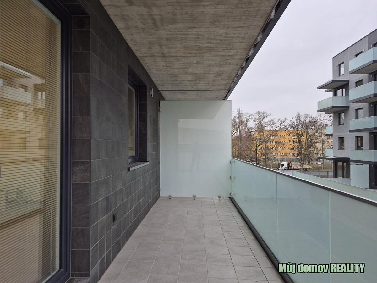 Pronájem bytu 4+kk 83 m²