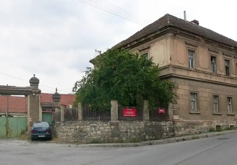 Prodej komerční nemovitosti 3000 m², Vysoký Újezd – náhled fotky 3