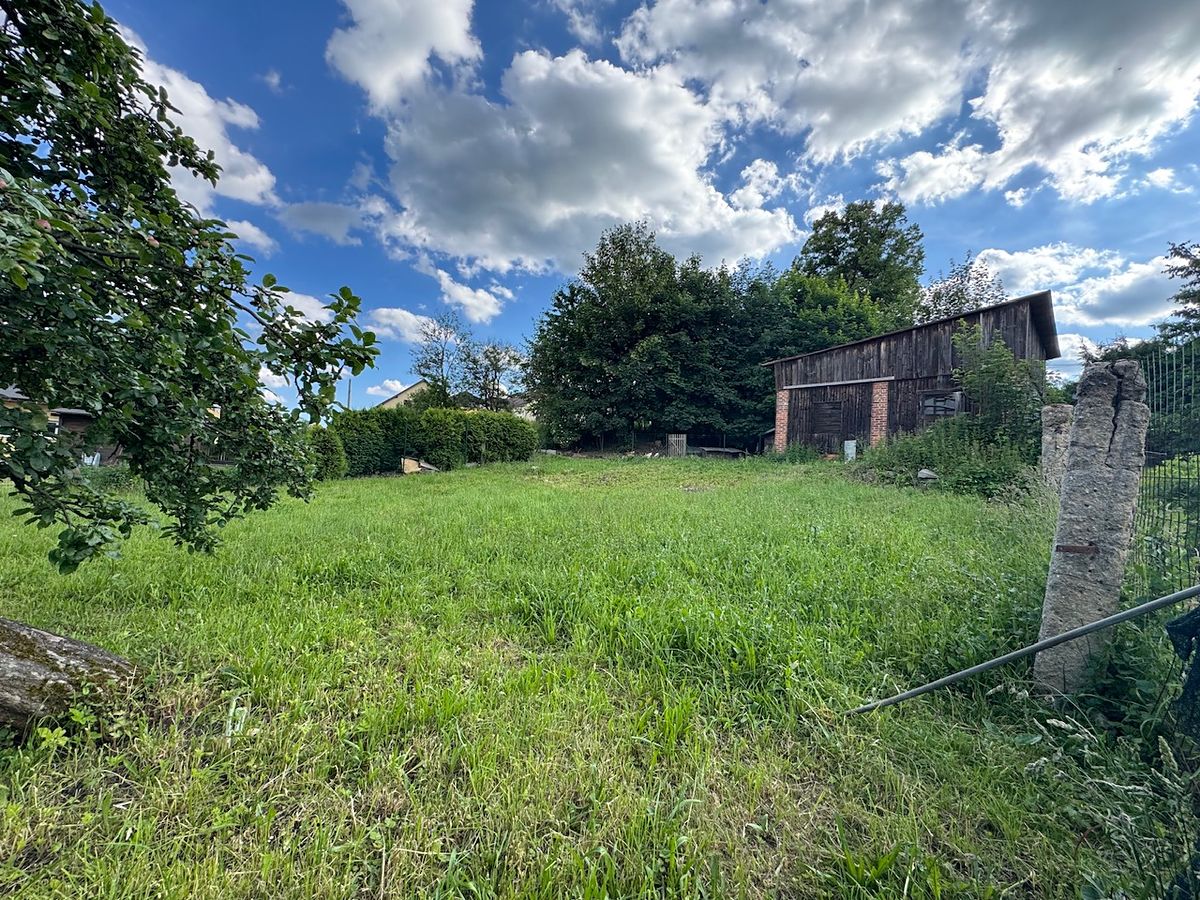 Prodej stavebního pozemku 1169 m²