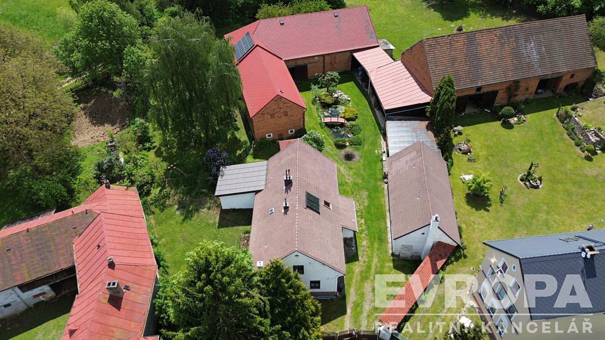 Prodej zemědělské usedlosti 1466 m², pozemek 3008 m² – fotografie 4