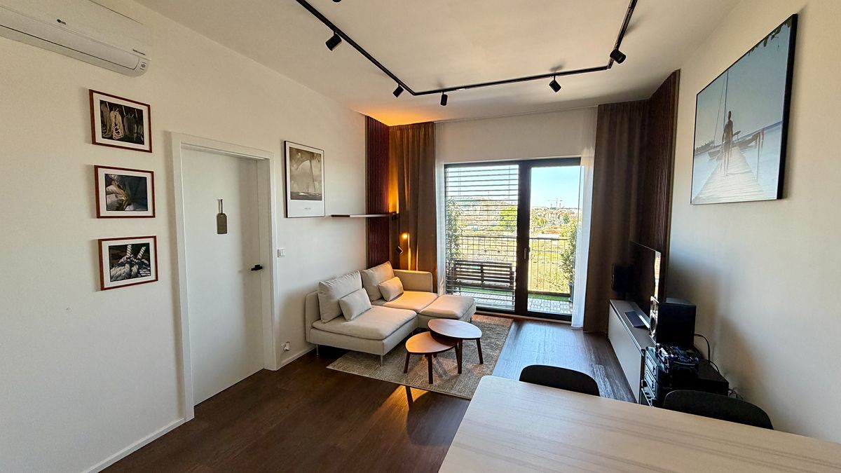 Pronájem bytu 2+kk 48 m² – fotografie 2