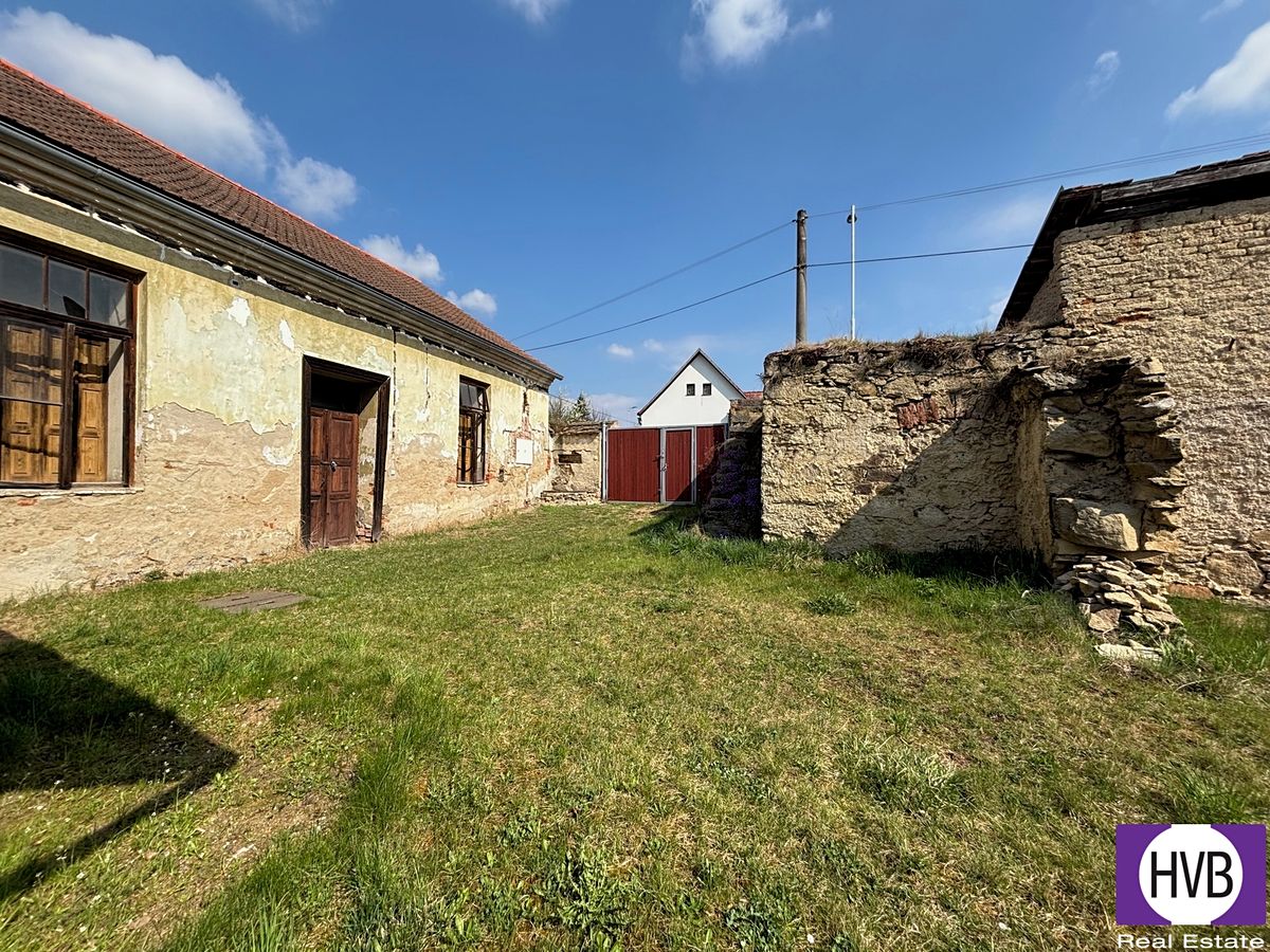Prodej rodinného domu 208 m², pozemek 1134 m² – fotografie 4