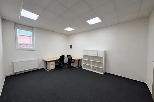 Pronájem kanceláře 23 m², Ostrava – náhled fotky 3