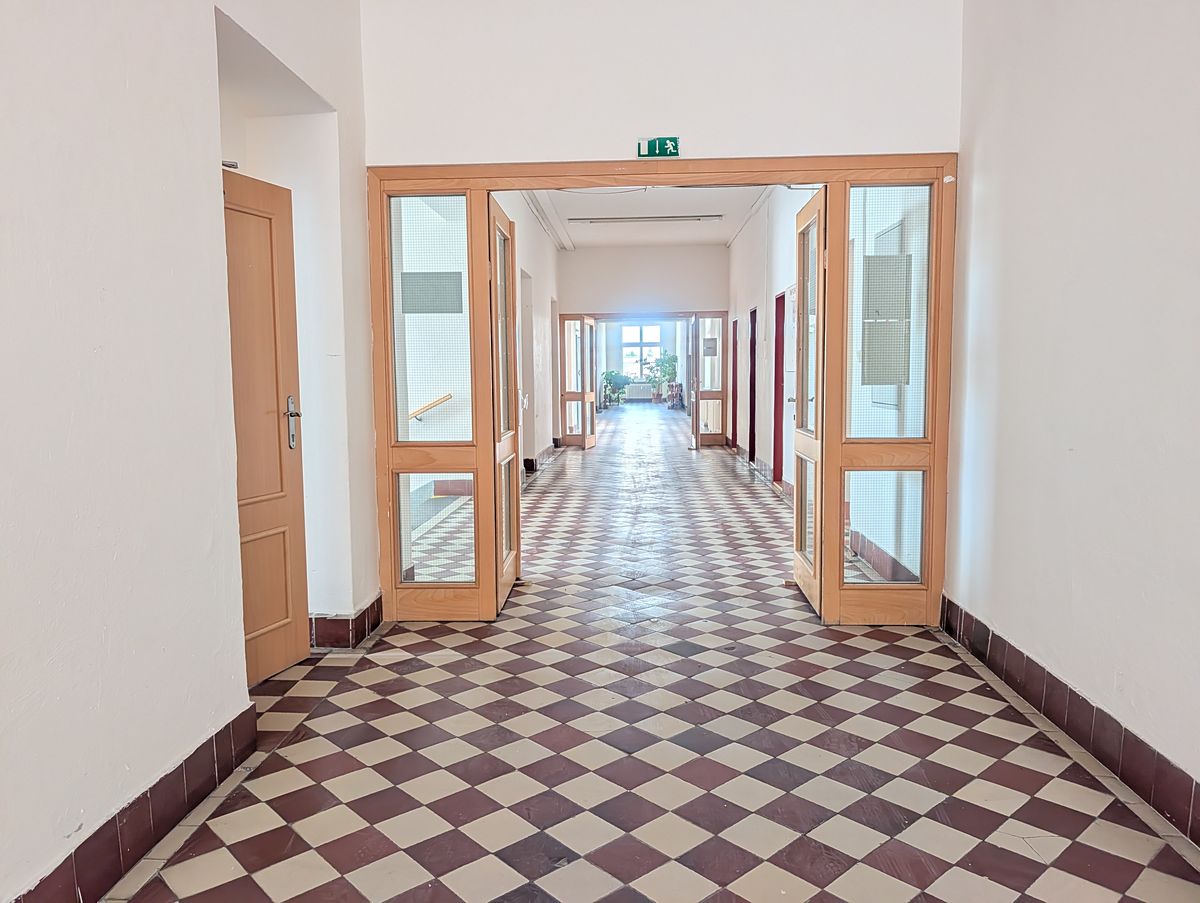 Pronájem kanceláře 15 m² – fotografie 3