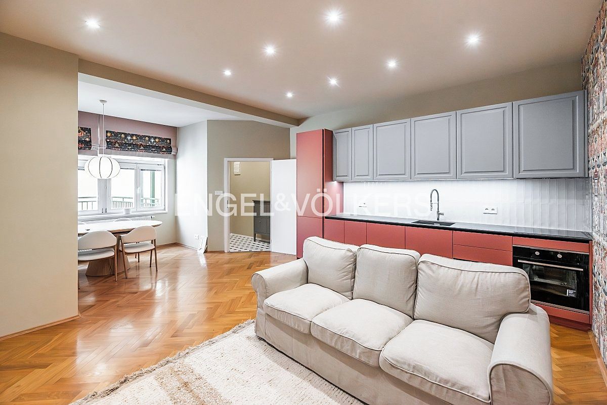 Pronájem bytu 3+kk 88 m²