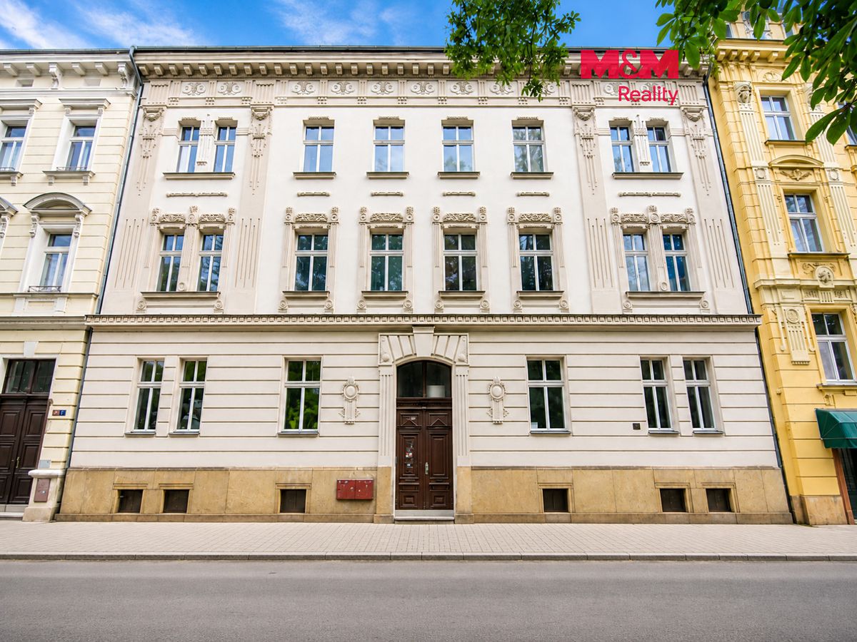Pronájem bytu 4+kk 105 m²