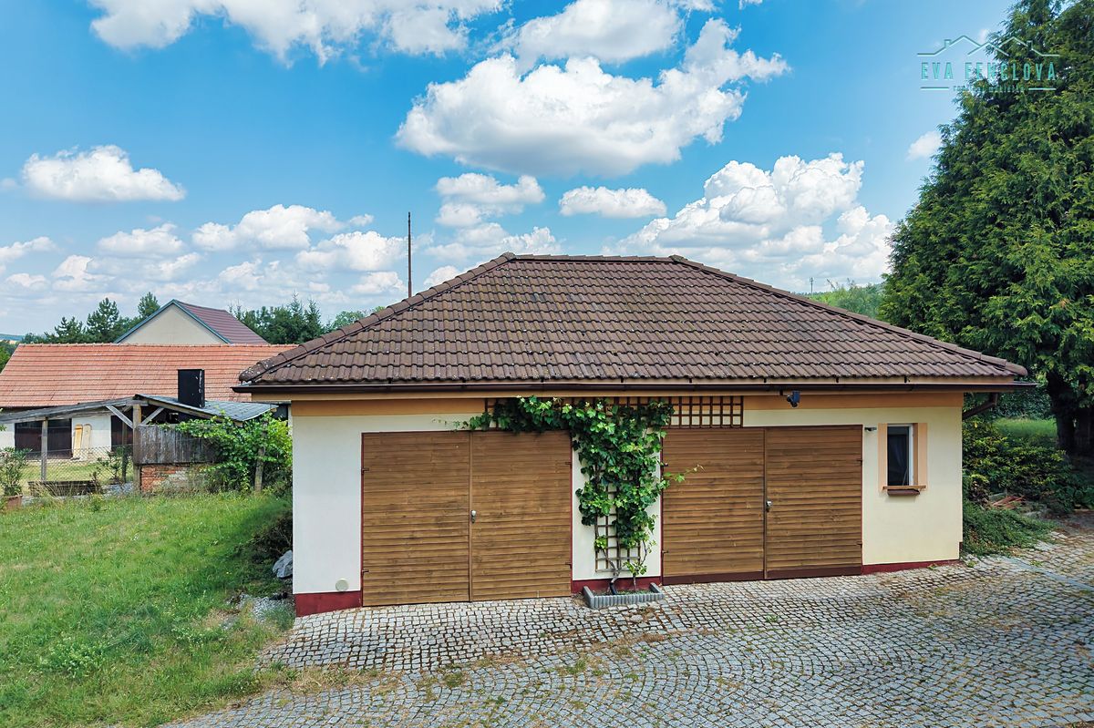Prodej rodinného domu 299 m², pozemek 4826 m² – fotografie 5
