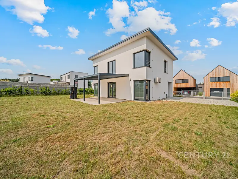 Prodej vícegeneračního domu 131 m², pozemek 1240 m², Mladá Boleslav – náhled fotky 1