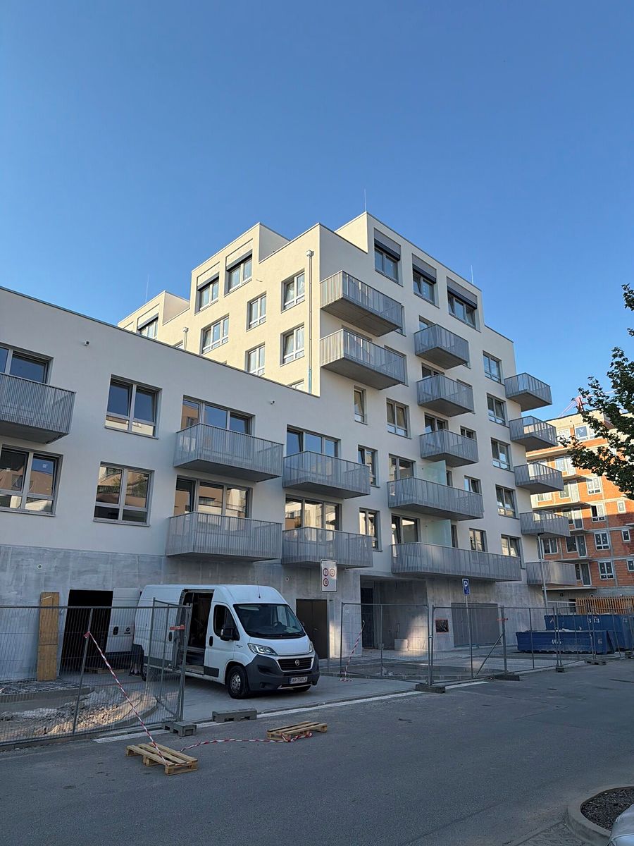 Prodej bytu 1+kk 41 m² – fotografie 2
