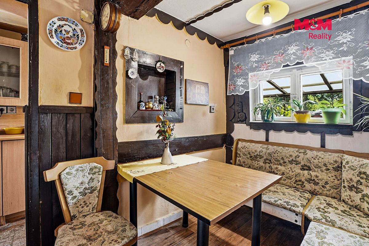 Prodej rodinného domu 145 m², pozemek 2156 m² – fotografie 5