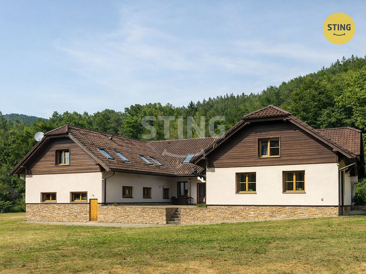Prodej vícegeneračního domu 708 m², pozemek 8148 m² – fotografie 3
