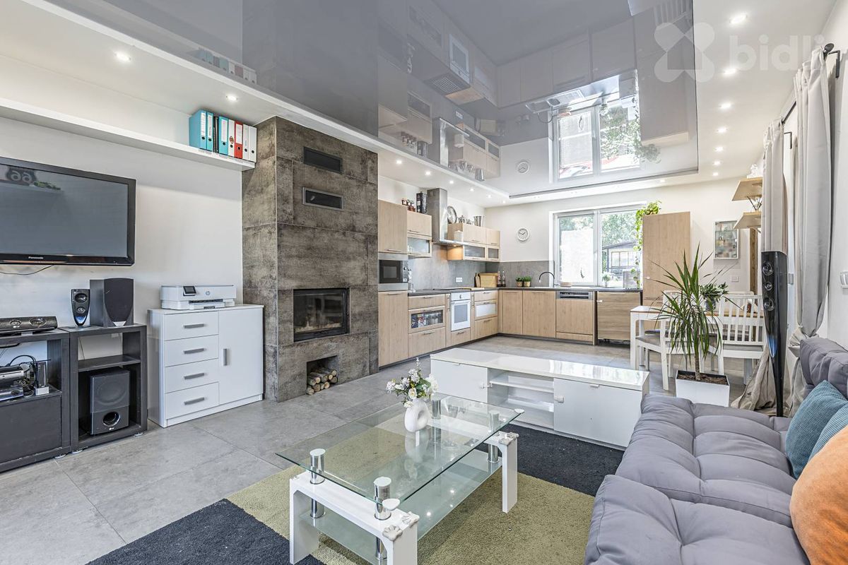 Prodej rodinného domu 153 m², pozemek 428 m² – fotografie 2