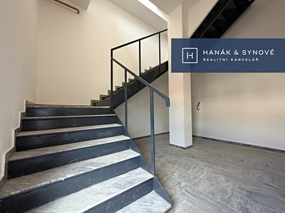 Pronájem kanceláře 158 m²