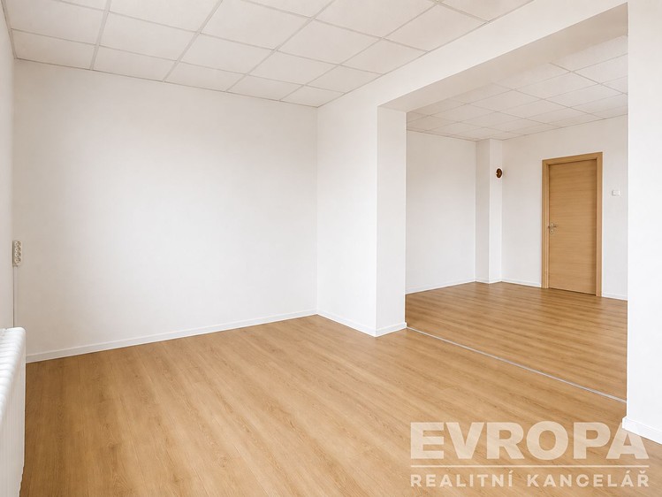 Комерційне приміщення в оренду, 75 м² (6 з 12)