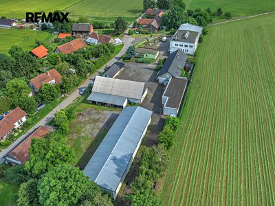 Pronájem výrobní haly, prostoru 1424 m²