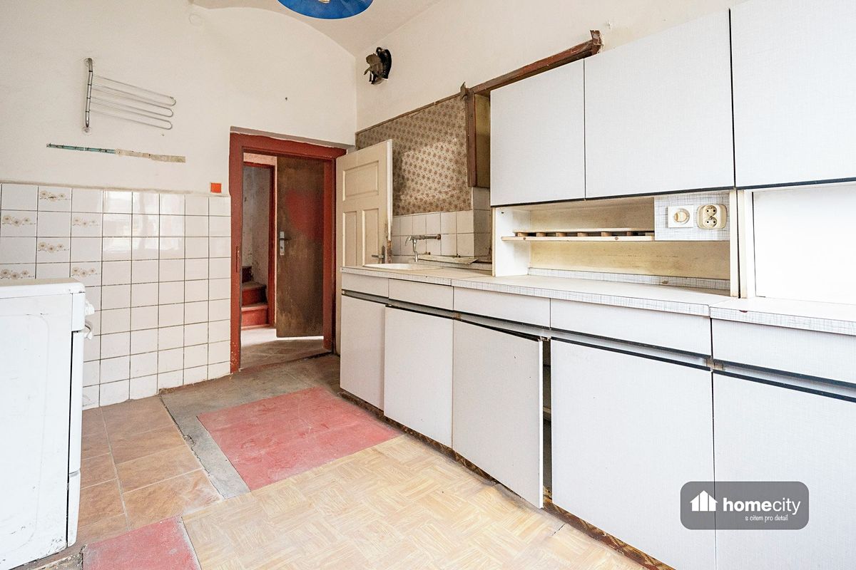Prodej rodinného domu 115 m², pozemek 403 m² – fotografie 2