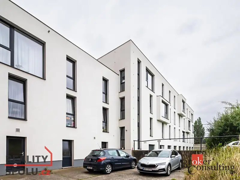 Prodej bytu 2+1 48 m², Plzeň – náhled fotky 1