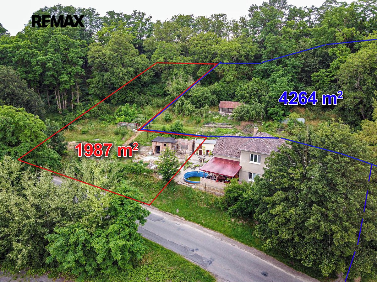 Prodej stavebního pozemku 4264 m², Kropáčova Vrutice – fotka 1 z 3