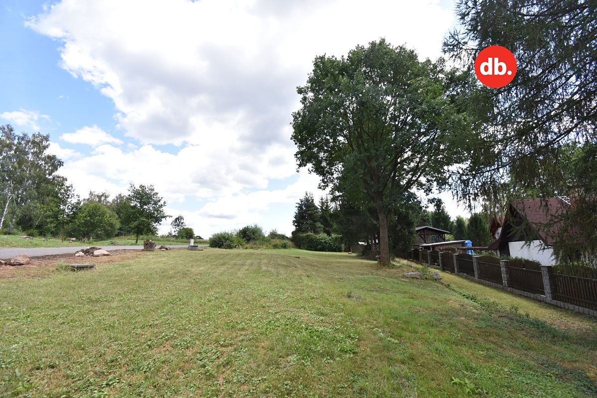 Prodej stavebního pozemku 814 m² – fotografie 4