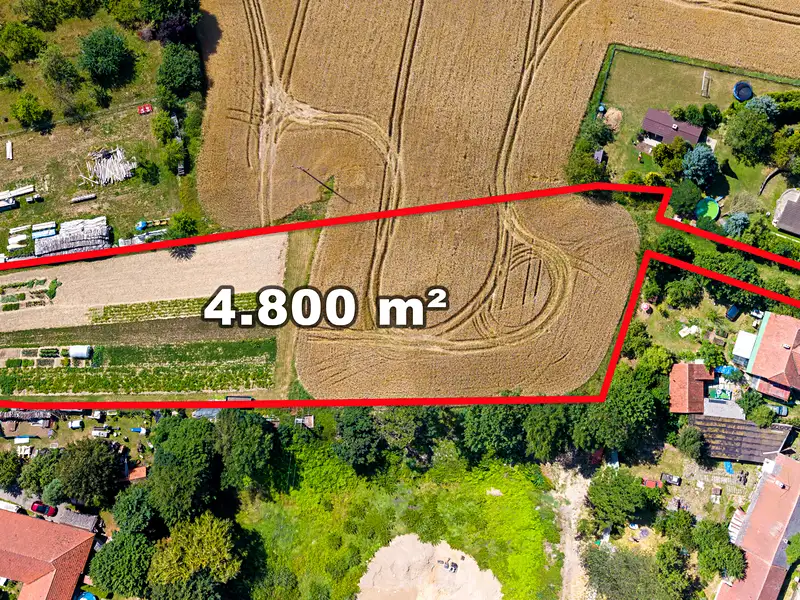 Prodej stavebního pozemku 4800 m², Březí nad Oslavou – náhled fotky 1